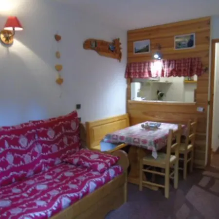 Appartement Melezets - Pour 4 Personnes Mae-0954