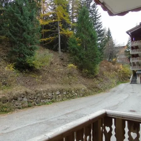 Melezets - Pour 4 Personnes Mae-0954 *